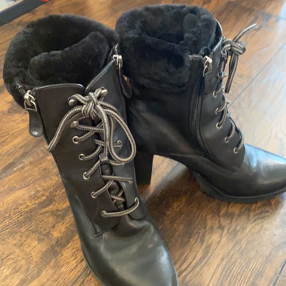 Buttery soft leather booties lace-up, double side zip and faux shearling fur - Picture 2 of 9